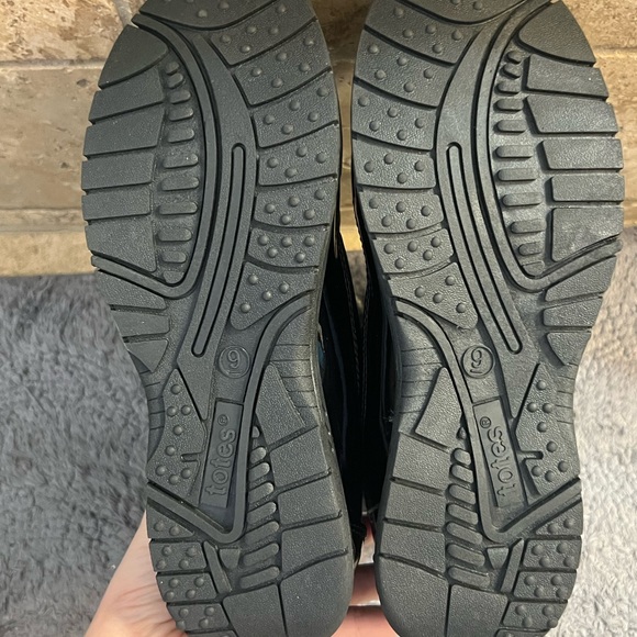 Tote’s Snow Boots - Picture 9 of 9